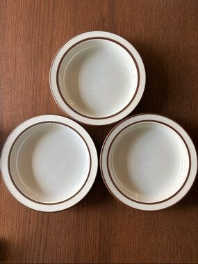 DANSK INTERNATIONAL - Christianhavn Brown Shallow Soup Bowls - Set of 3